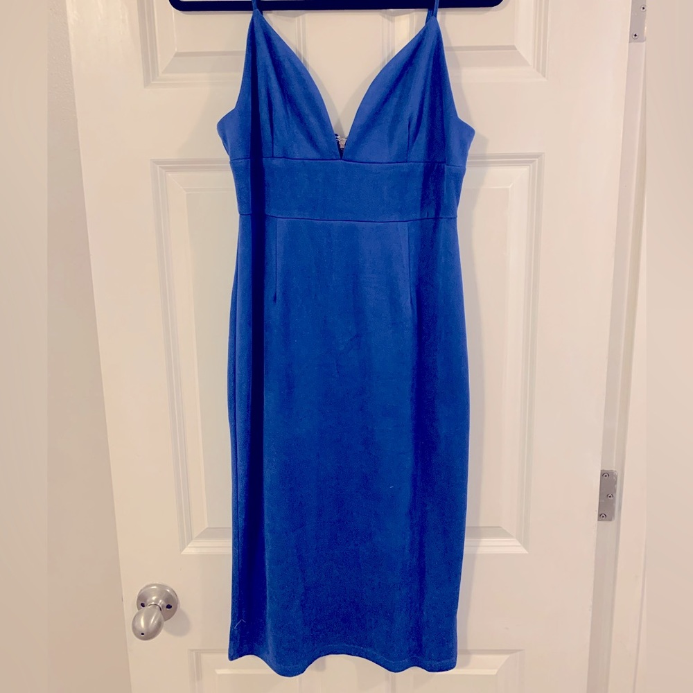 3/$25 ⭐️ Lulu’s suede/velvet royal blue dress - Picture 2 of 4